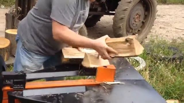 Дровокол реечного типа