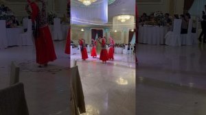 Ансамбль Санам танец Санамгинам узбекская свадьба в Москве