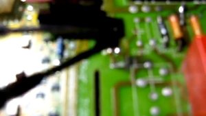 Безуспешный ремонт материнской платы котла Vaillant после воды.