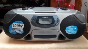Complete the old Philips model AZ1202 cassette radio CD...FM radio Vietnam.