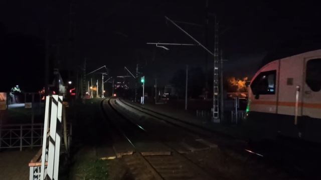 МЦД-1 электричка ЭП2д Москва Савеловская-Дмитров отправляется в сторону Дмитрова смотреть онлайн