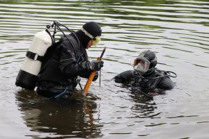 Навыки экзотермической резки металла под водой отрабатывали водолазы МЧС России в Хабаровском крае в