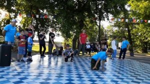 Breaking Jam on Aleksandr III Square