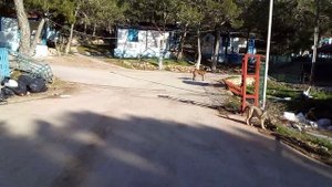 Прогулка по Büyükeceli (Турция) недалеко от АЭС Аккую