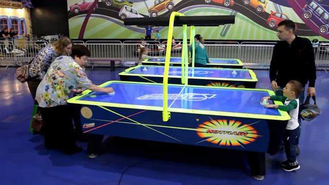 День рождения в развлекательном центре Magic land смотреть онлайн