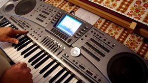 Arrangeur CASIO MZ-2000