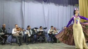 Танец павлина.