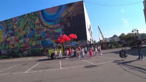 БЭКСТЕЙДЖ КАК МЫ СНИМАЛИ КЛИП - НА СТИЛЕ! СЕКРЕТНАЯ СЪЕМКА. Аминка и Камиль УЛЕТЕЛИ на Шариках!