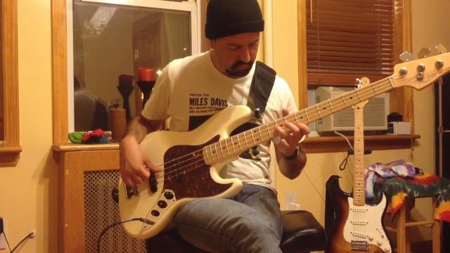 Amerika - Jaco Pastorius #PinePlaysCovers смотреть онлайн