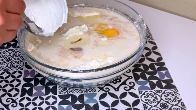 НОВИНКА😍И ПОЧЕМУ Я РАНЬШЕ ТАК НЕ ГОТОВИЛА!КРАСИВЫЙ С ЧАЮ!Çayla Yeyiləcək Çox Dadlı Piroq! смотреть онлайн