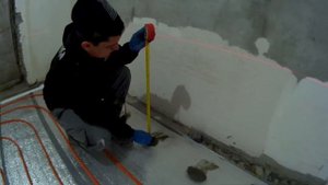 Делаем тёплые полы и двухтрубное отопление, своими руками. Серия №20.