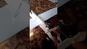 Как сделать модель самолета из потолочки с двумя двигателями.