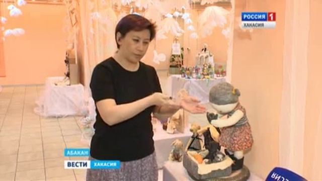 Сказочный день. В Абакане открылась выставка авторских коллекционных кукол 13.05.2016