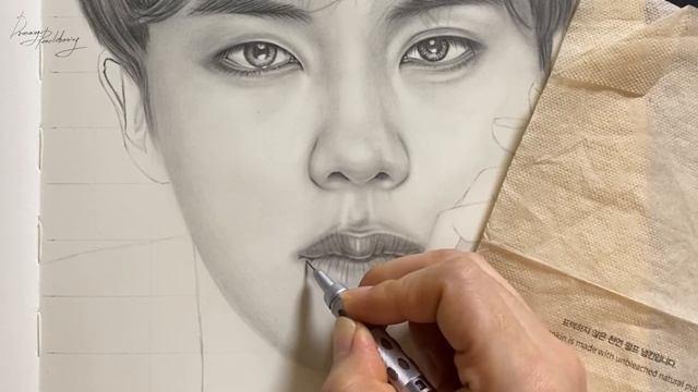 How to draw Lips (BTS JIN)/연필드로잉/연필인물화/입술 그리기/방탄 진 그리기/독학으로 취미미술하기 смотреть онлайн