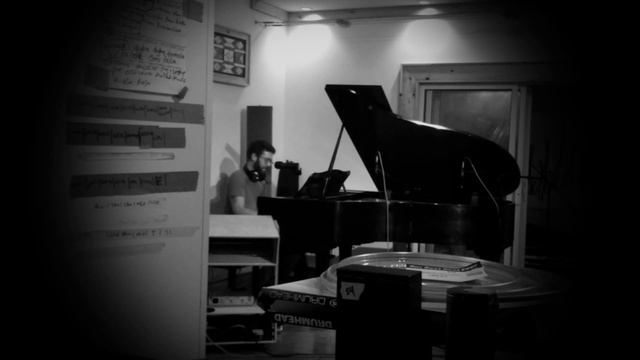 Michael Anticoli - Ginko Biloba смотреть онлайн