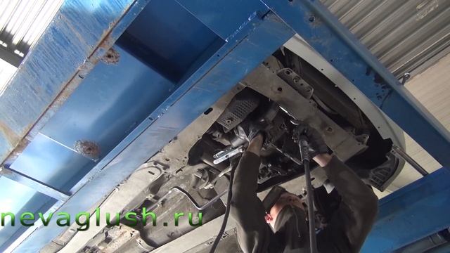 Ремонт выхлопной системы на Renault. Ремонт выхлопной системы на Renault в СПб смотреть онлайн