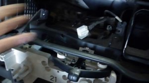 Установка 2 дин магнитолы в Toyota Probox Succeed