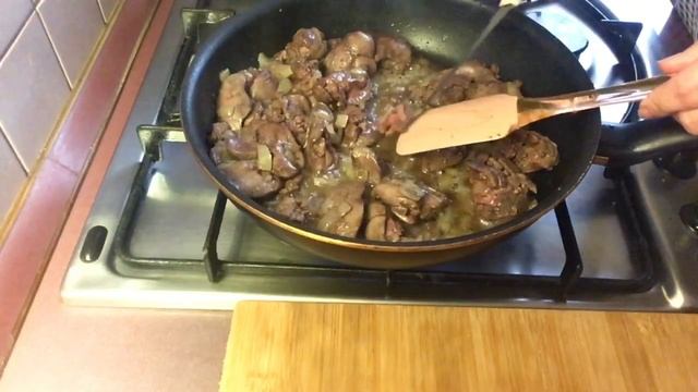 Паштет из куриной печени с грибами (быстрый и простой рецепт, а также как я его готовлю на хранение