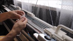 Бактус.Самый лучший и лёгкий способ связать шарф-бактус. Машинное вязание.