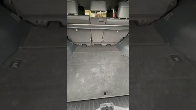 Land Cruiser 300 мини обзор 3