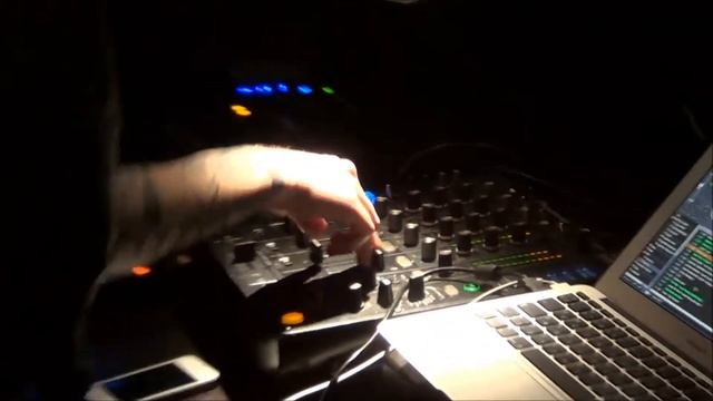 МеркушевLive 30.11.2012. Батишта в Angel's смотреть онлайн