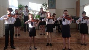 МБУДО "Отрадненская ДШИ". Ансамбль скрипачей.                  В. Синенко-Хасанский вальс