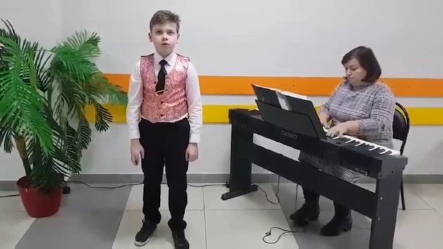 Роман Ермаков ДМШ № 5 г  Белгорода СОЛО СР ГР Осень, Молодчик
