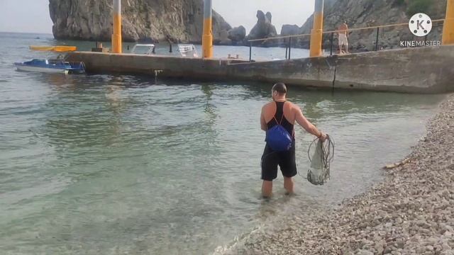 Мега рыбалка кастинговой сетью с большим кольцом на Черном море. Ловим Скорпену. Рыбалка удалась???