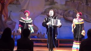 Течёт речка по песочку.Трио Селивановых. Концерт в МГМТФ "Русская песня"