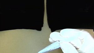 Ремонт разъёмной молнии с металлическими зубчиками на кожаной куртке. Замена нижних ограничителей.