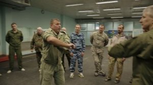 Защита от удара палкой сверху