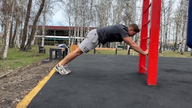 ТРИЦЕПС БУДЕТ ГОРЕТЬ. Супер сет на трицепс со своим весом. смотреть онлайн