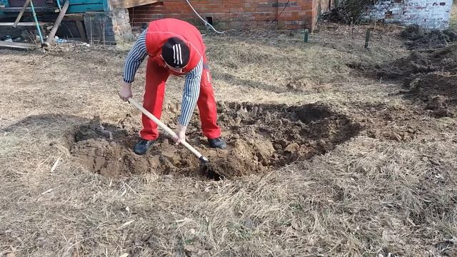 Канализация в частном доме - начало робот - разметка - канализация