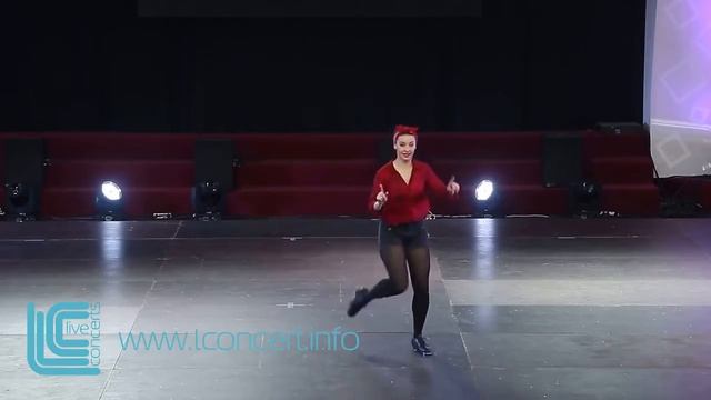 Step Dancer. Заказать степистку и степ шоу.