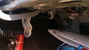 Renault Logan .Открытие крышки багажника без затра