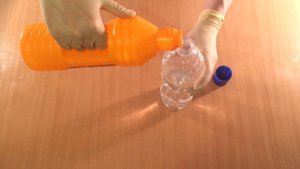 DIY КАК СДЕЛАТЬ ЛЕТАЮЩИЙ ШАРИК?/HOW TO MAKE A FLYING BALL? By SKILLEDHANDS