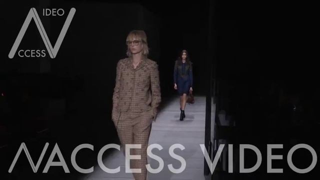 Kaia Gerber, Gigi Hadid, Irina Shayk and more on the runway for the Bottega Veneta Show смотреть онлайн