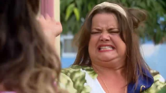 De Vuelta al Barrio 4: Fanny se enfrentó a Cristina para defender a Coco (Capítulo 580)