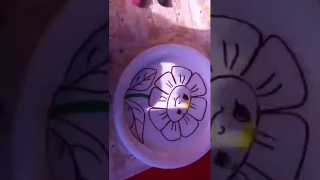 Учимся лепить разноцветный цветок на тарелке смотреть онлайн