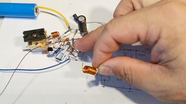 УКВ-FM приемник ЗАХАРОВА на одном транзисторе.Ловит почти все станции смотреть онлайн