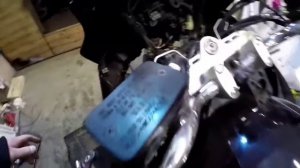 снимаем фару с пластиком Suzuki gsx 1250fa. remove the headlight and plastic suzuki gsx 1250 fa.