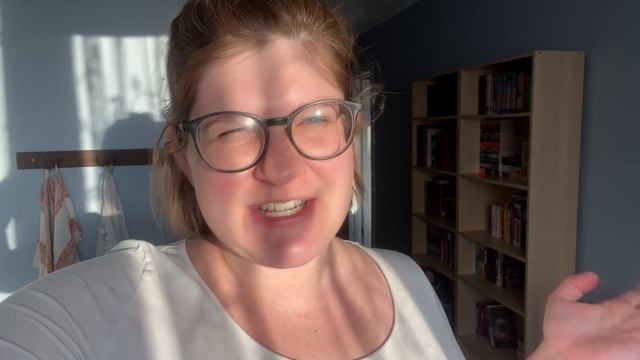 Собираем КНИЖНЫЕ ШКАФЫ! Как у меня живут книги. смотреть онлайн