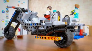 Лего техник самоделки. Байк 2.0 с коляской из Lego Technic. Редуктор лего. Охота на динозавров.