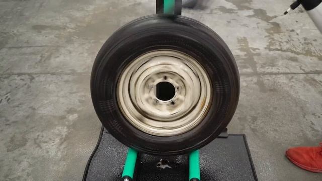 15 лет без движения! Оживили и помыли Москвич 412 #ОТМЫЛИ смотреть онлайн