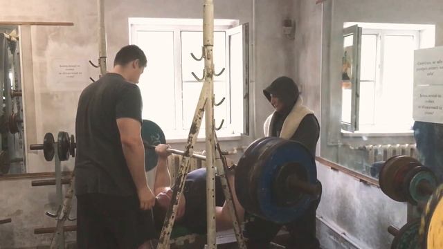 Жим лёжа 190 кг 7.04.18 смотреть онлайн