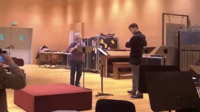 Davide Formisano & James Galway play Andante & Rondò by F. Doppler смотреть онлайн