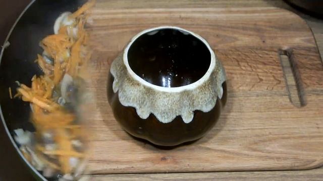 Абсолютно успешный Рецепт Гречка в горшочке с грибами в духовке/ Гречка с грибами и луком в горшочк смотреть онлайн