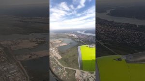 Взлёт и посадка самолёта "S7 airlines"