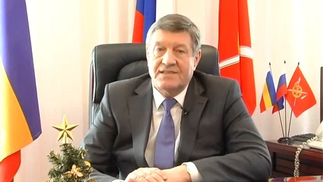 Новогоднее поздравление Главы Октябрьского района Евгения Петровича Луганцева смотреть онлайн