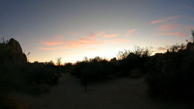 Джошуа Три Национальный парк. Тропа в Каньон Лестниц и Пейнтенд Каньон около Сан Диего смотреть онлайн